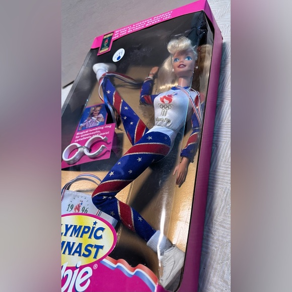 1996 Atlanta Olympic Gymnast Barbie - Picture 4 of 12